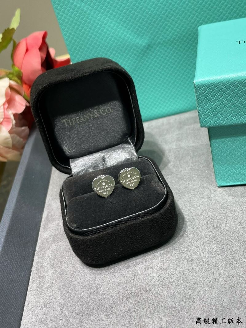 T*f*ny earrings
